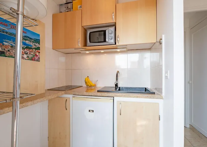 Lägenhet Botrel By Interhome Sainte-Maxime